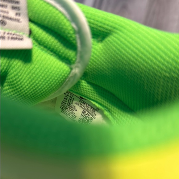 Nike Dunk Low SE Splash Volt - Picture 6 of 10